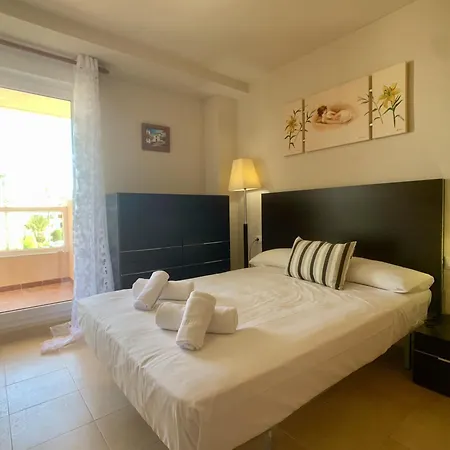 Апартаменти Spanish Connection - Punta Cormoran