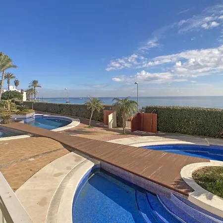 Spanish Connection - Punta Cormoran Apartment *